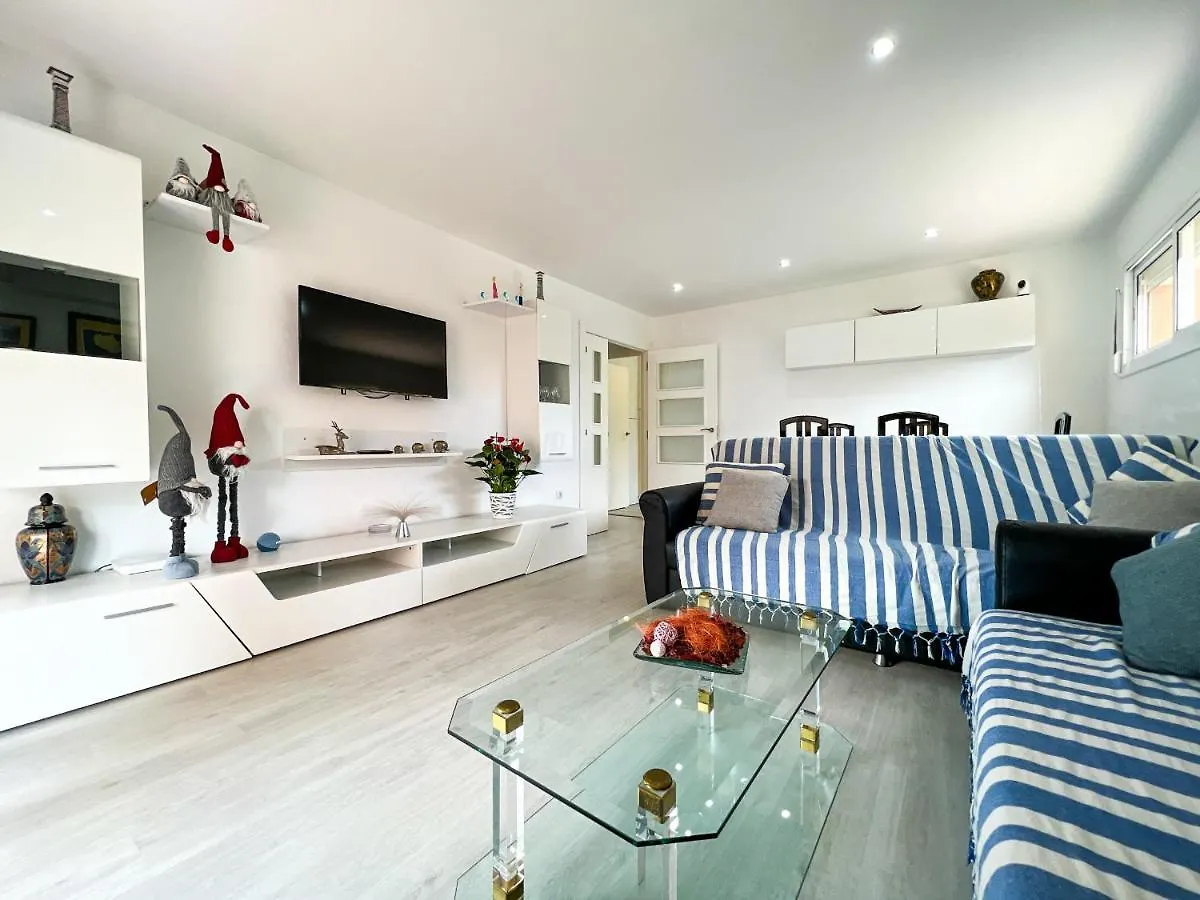 Appartamento Vivalidays Lora - Santa Susanna